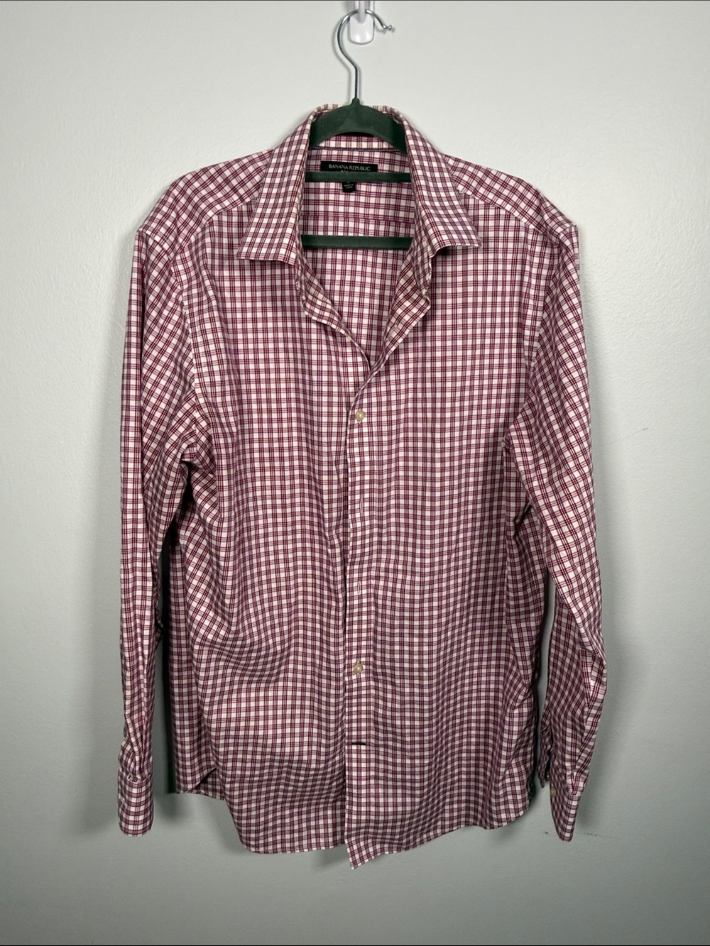 Banana Republic Men's Red/Blue/White Check Button-Down Shirt size Large